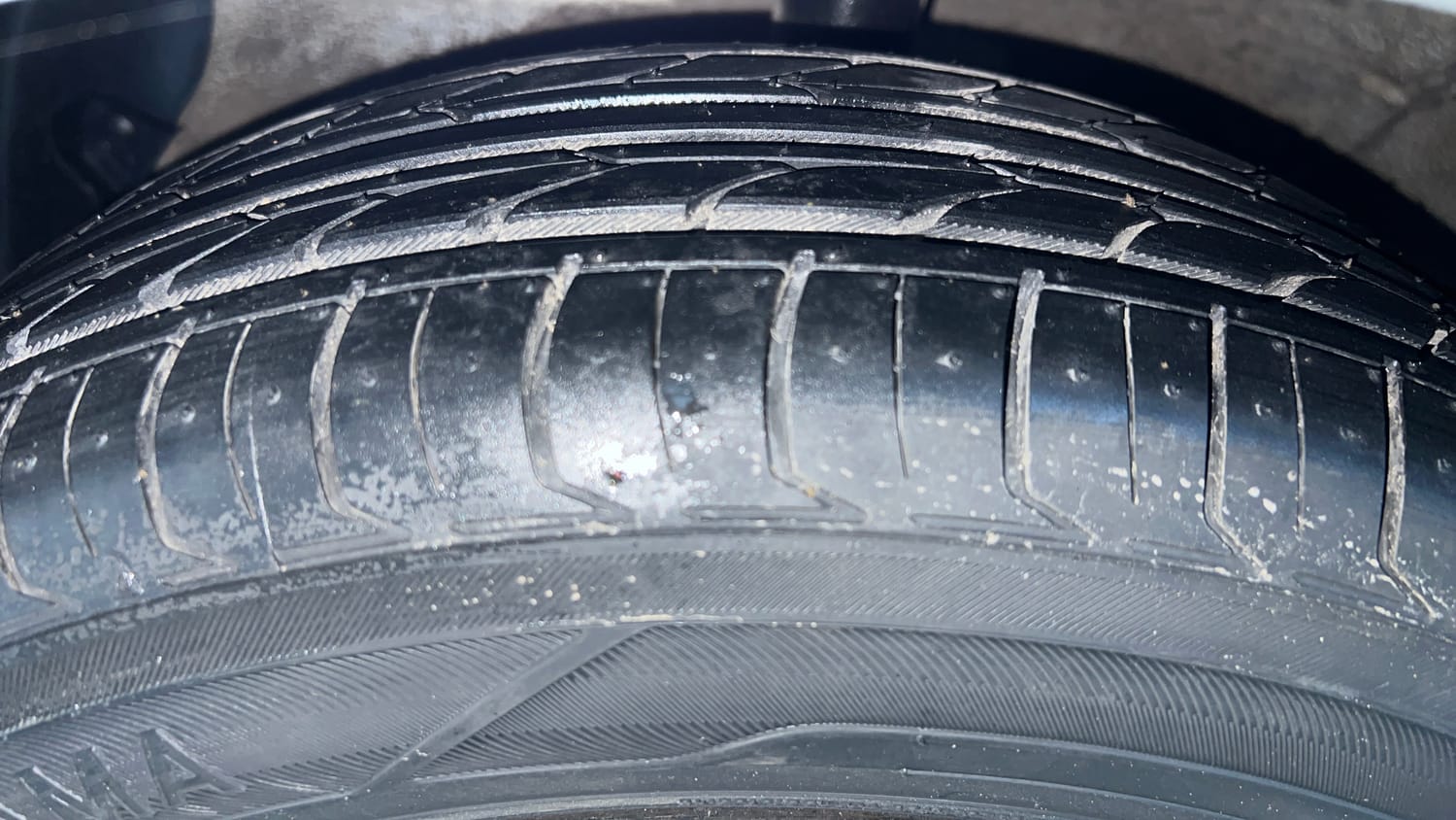 Used 2018 Hyundai Grand i10 Magna 1.2 Kappa VTVT Petrol Manual tyres LEFT FRONT TYRE TREAD VIEW