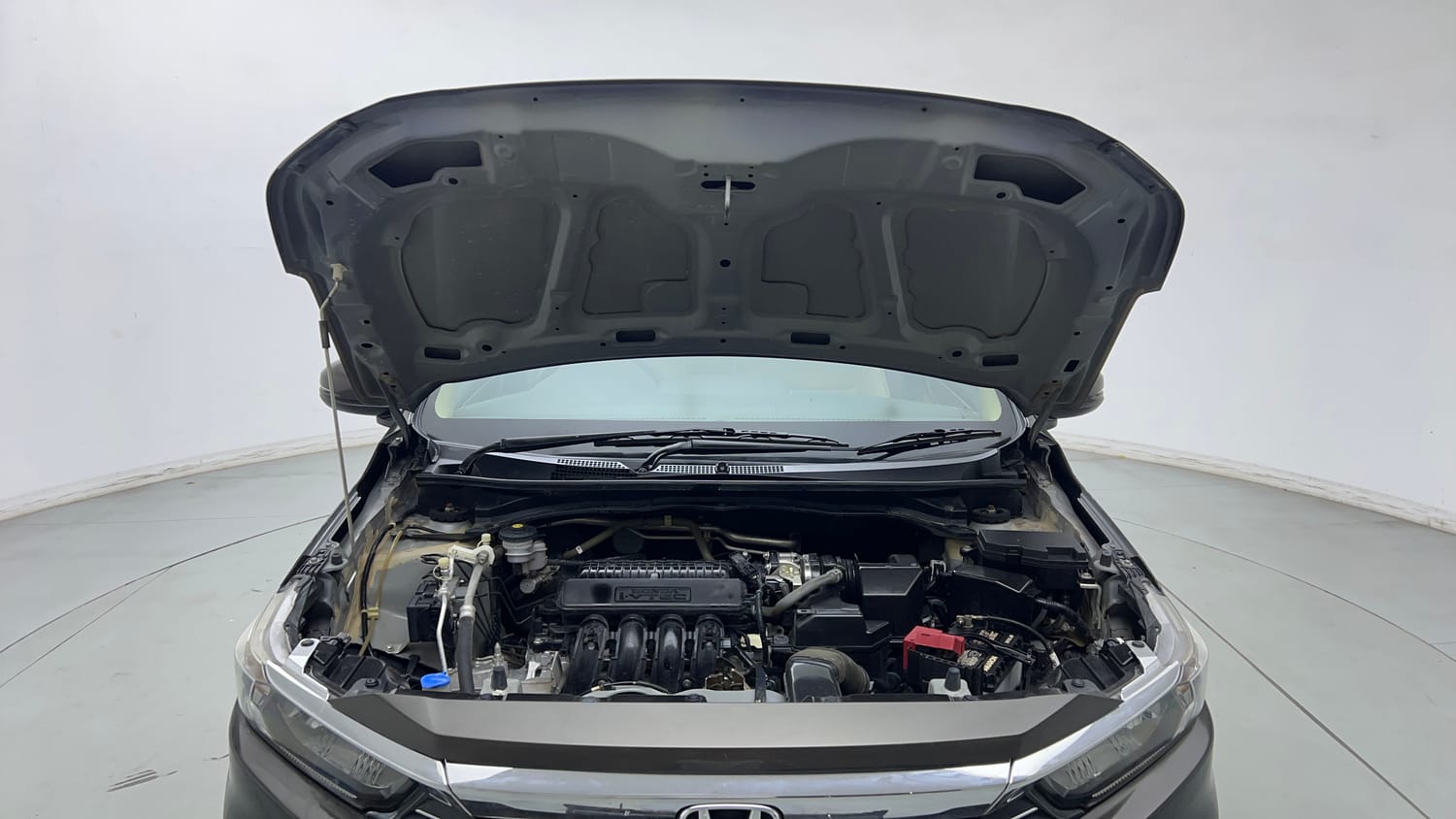 Used 2022 Honda Amaze S MT 1.2 Petrol Petrol Manual engine ENGINE & BONNET OPEN FRONT VIEW