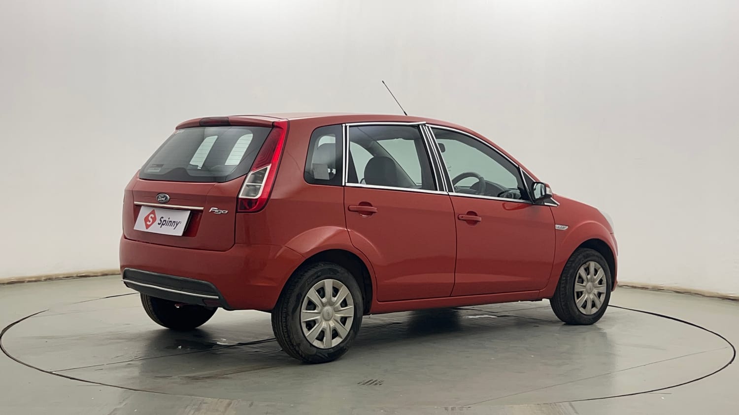 Used 2015 Ford Figo Duratec Petrol ZXI 1.2 Petrol Manual exterior RIGHT REAR CORNER VIEW