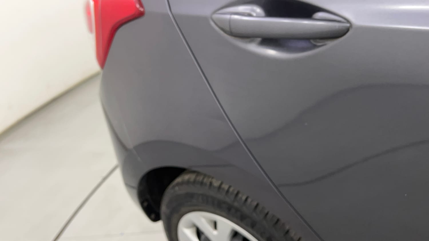 Used 2014 Hyundai Grand i10 Magna 1.2 Kappa VTVT Petrol Manual dents MINOR DENT