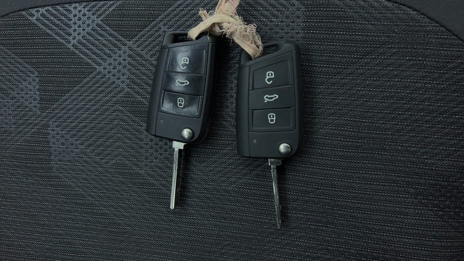 Used 2023 Skoda Slavia Ambition 1.0L TSI MT Petrol Manual extra CAR KEY VIEW