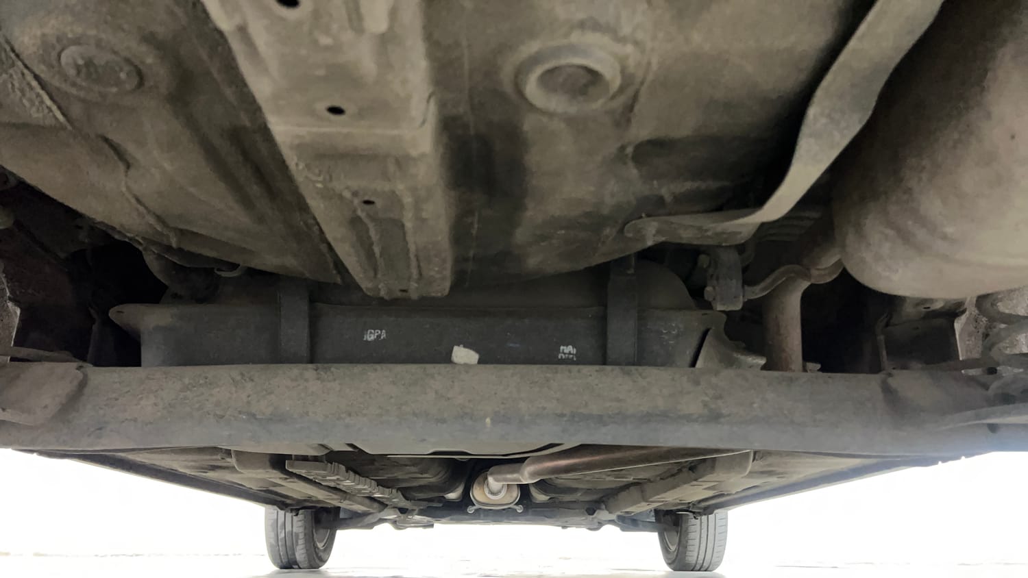 Used 2014 Hyundai Grand i10 Asta AT 1.2 Kappa VTVT Petrol Automatic extra REAR UNDERBODY VIEW (TAKEN FROM REAR)