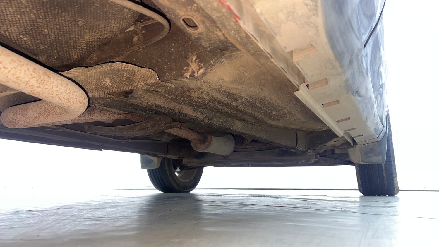 Used 2017 Ford EcoSport Titanium 1.5L Ti-VCT Petrol Manual extra REAR RIGHT UNDERBODY VIEW