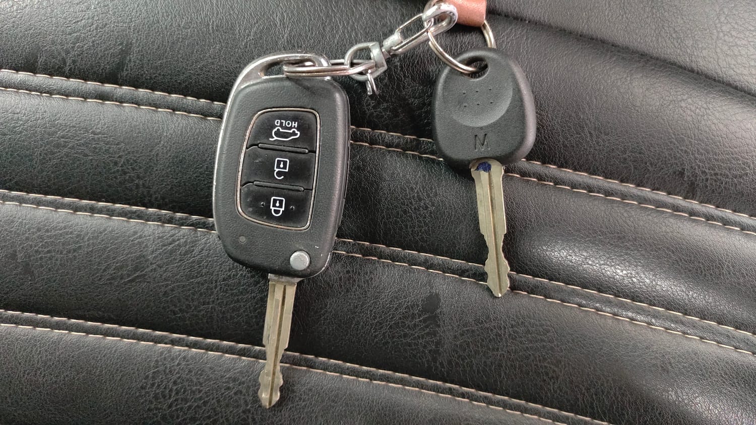 Used 2019 Hyundai Elite i20 Magna Plus 1.2 Petrol Manual extra CAR KEY VIEW