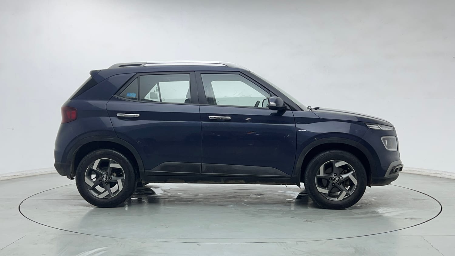 Used 2020 Hyundai Venue SX Plus 1.0 Turbo DCT Petrol Automatic exterior RIGHT SIDE VIEW