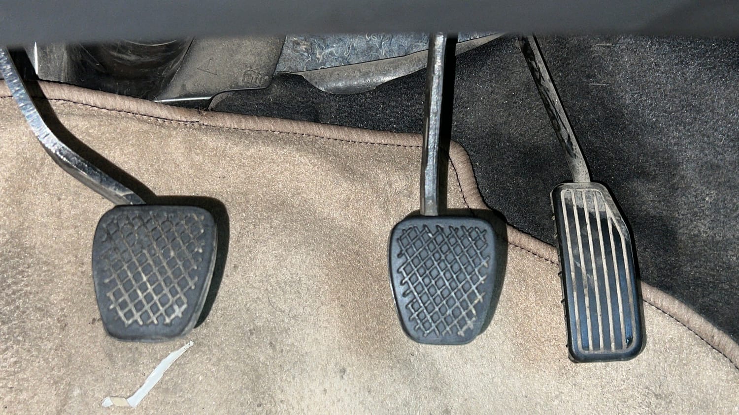 Used 2014 Honda Mobilio S Petrol Petrol Manual interior PEDALS VIEW