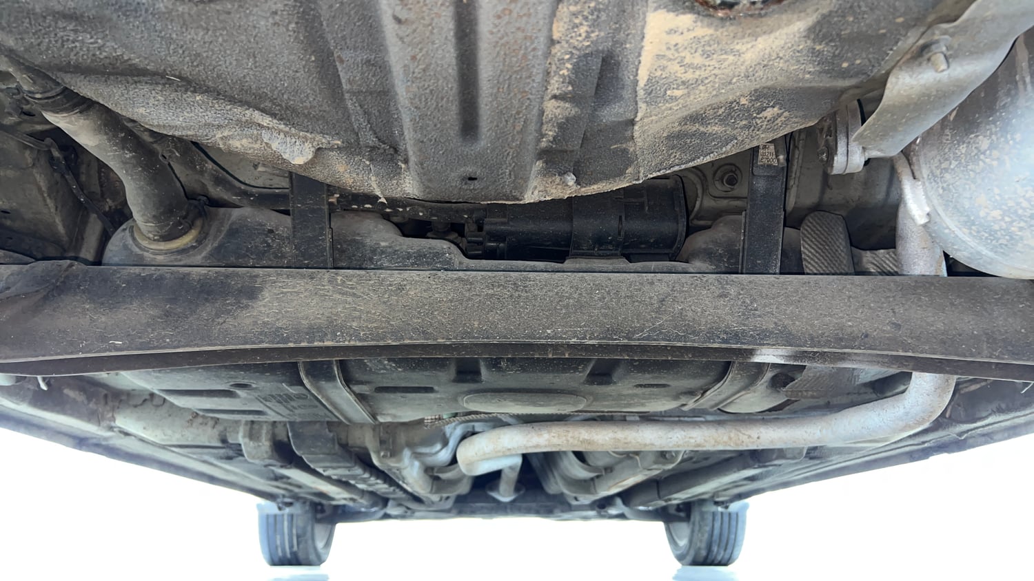Used 2015 Hyundai Elite i20 Asta 1.2 Petrol Manual extra REAR UNDERBODY VIEW (TAKEN FROM REAR)