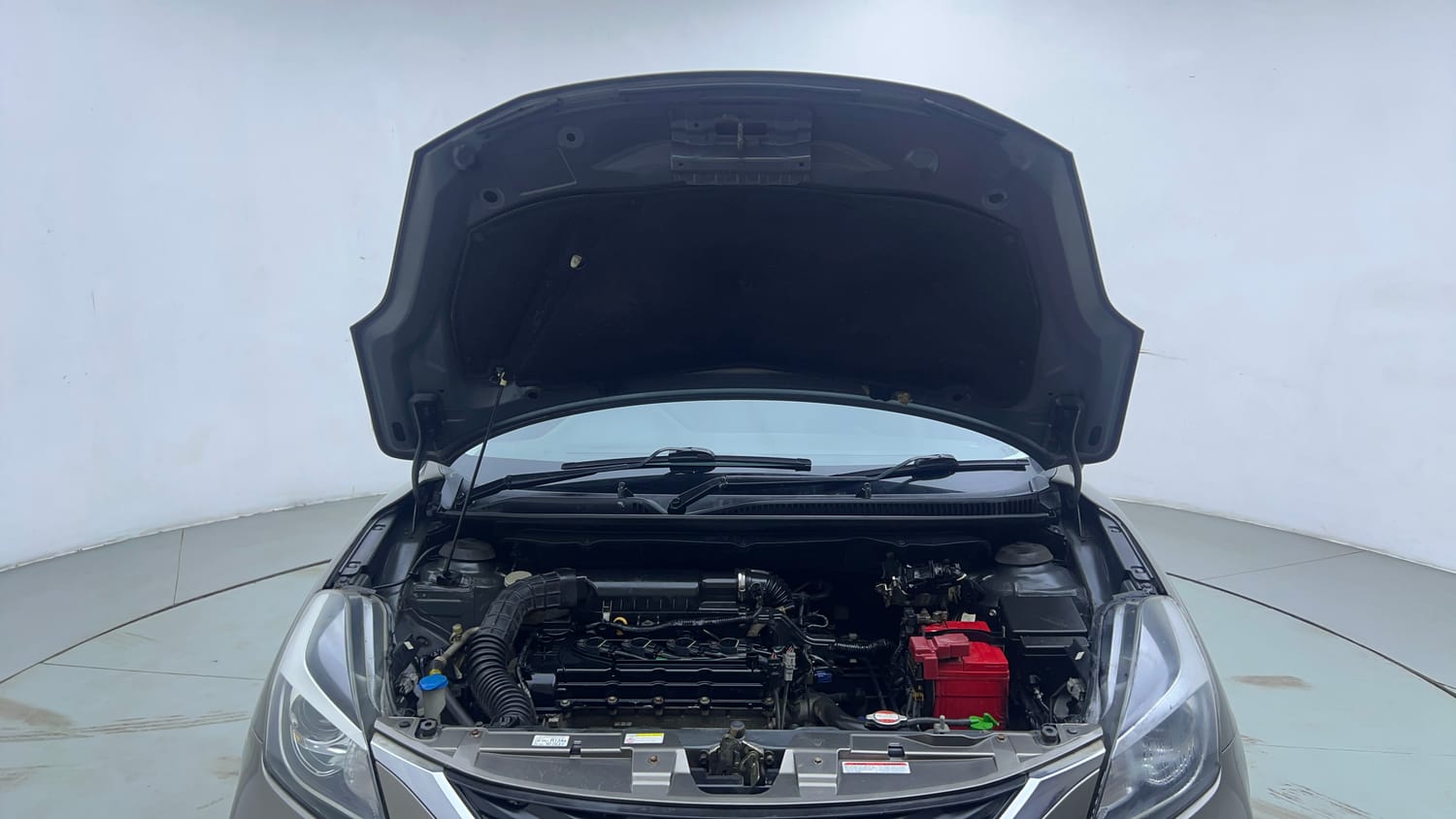 Used 2019 Maruti Suzuki Baleno Zeta 1.2 Petrol Manual engine ENGINE & BONNET OPEN FRONT VIEW