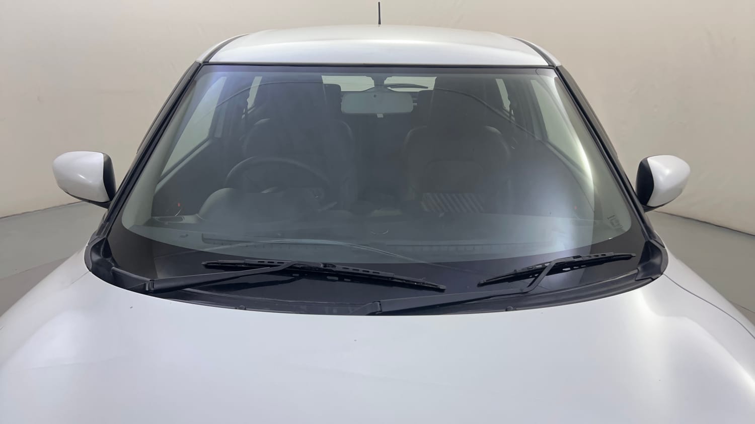 Used 2022 Maruti Suzuki Swift ZXi AMT Petrol Automatic exterior FRONT WINDSHIELD VIEW