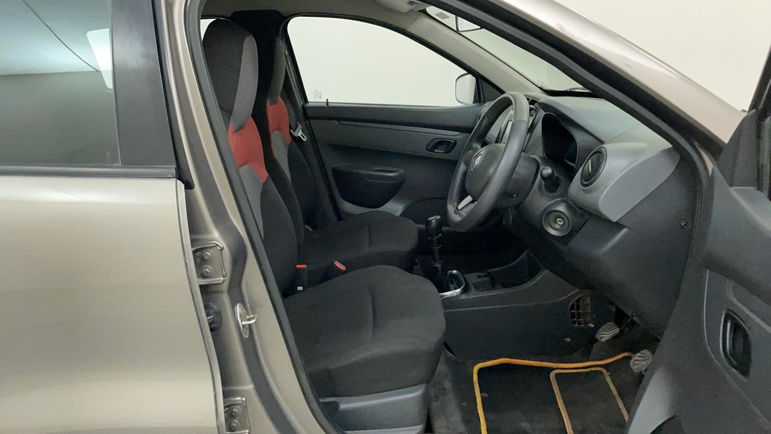 Used 2016 Renault Kwid RXT Petrol Manual interior RIGHT SIDE FRONT DOOR CABIN VIEW