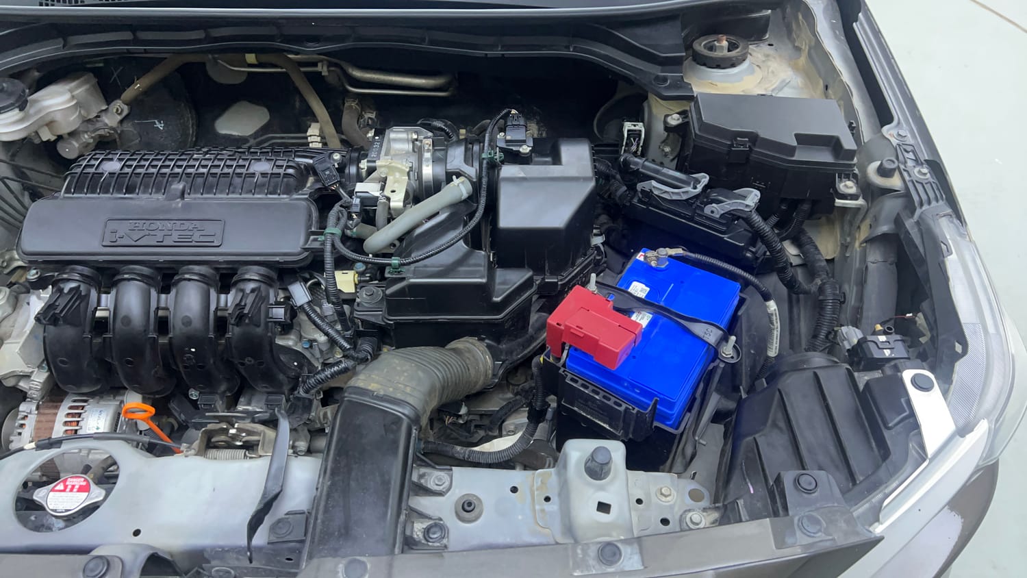 Used 2020 Honda Amaze 1.2 VX CVT Petrol Petrol Automatic engine ENGINE LEFT SIDE VIEW