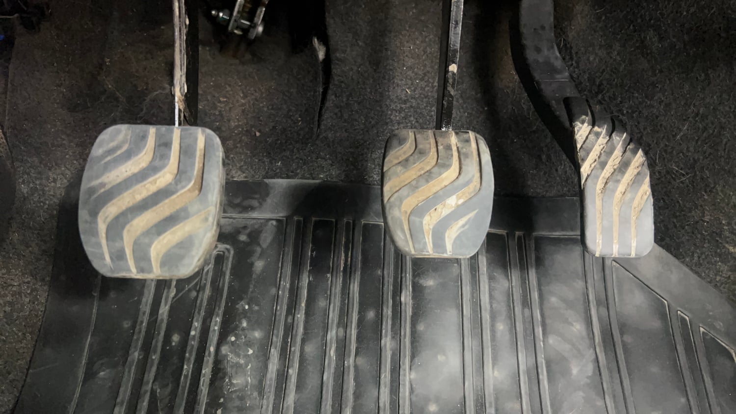 Used 2018 Renault Kwid 1.0 RXT Petrol Manual interior PEDALS VIEW