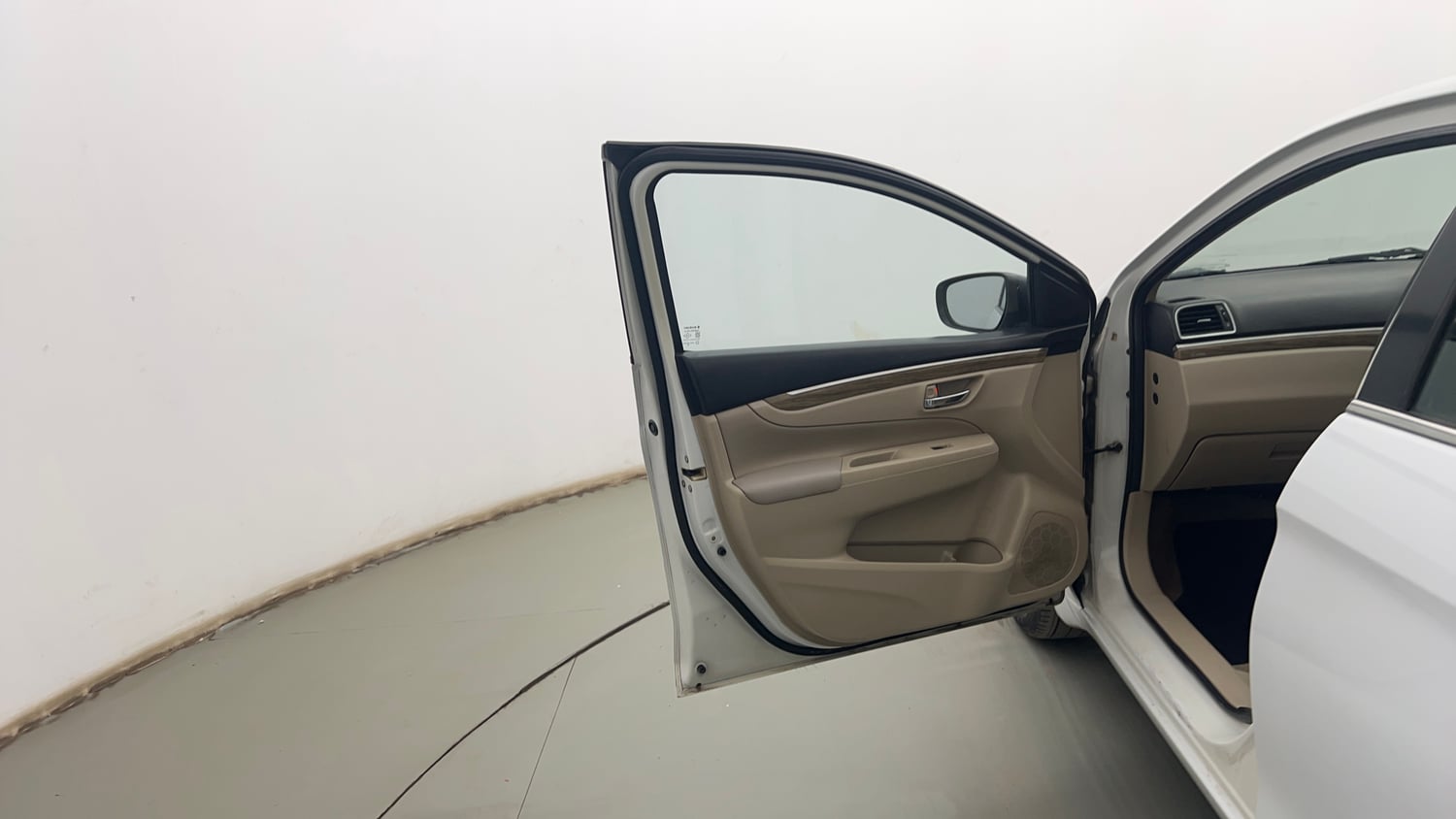 Used 2018 Maruti Suzuki Ciaz Alpha Hybrid 1.5 Petrol Manual interior LEFT FRONT DOOR OPEN VIEW