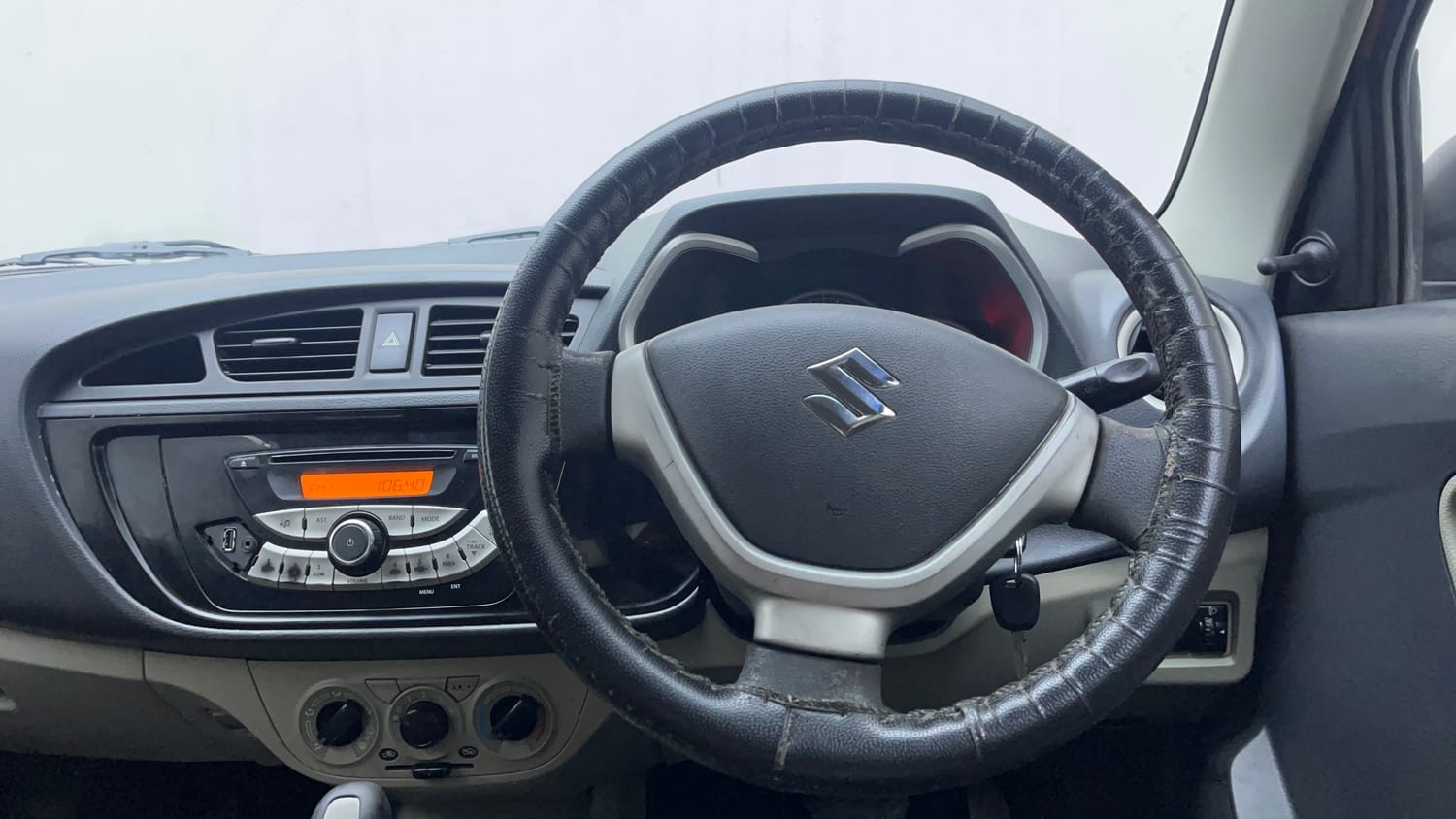 Used 2015 Maruti Suzuki Alto K10 VXi AMT Petrol Automatic interior STEERING VIEW