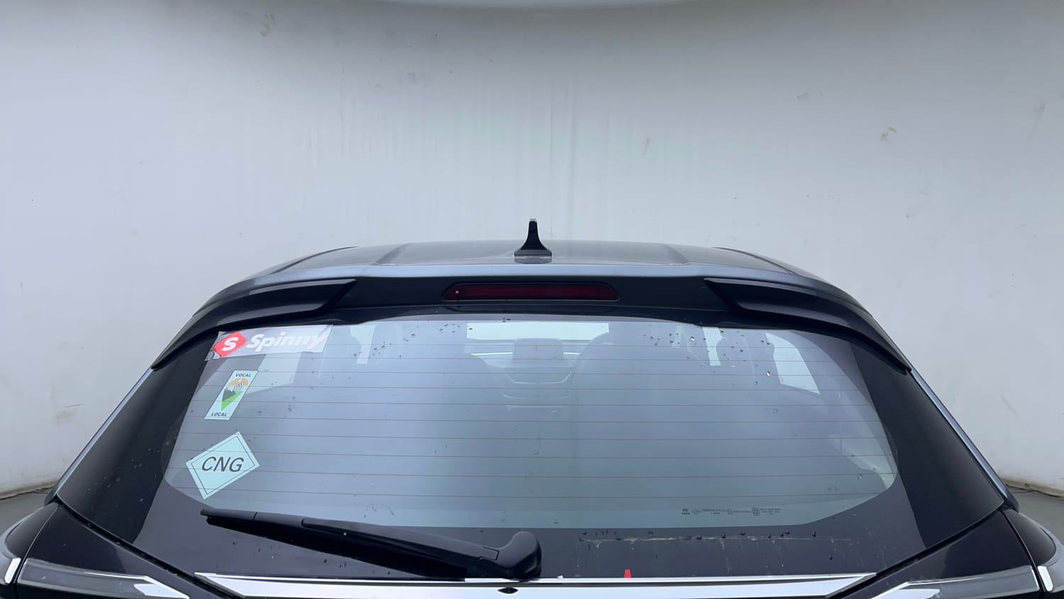 Used 2024 Tata Altroz XZ Plus (S) iCNG Cng Manual exterior BACK WINDSHIELD VIEW