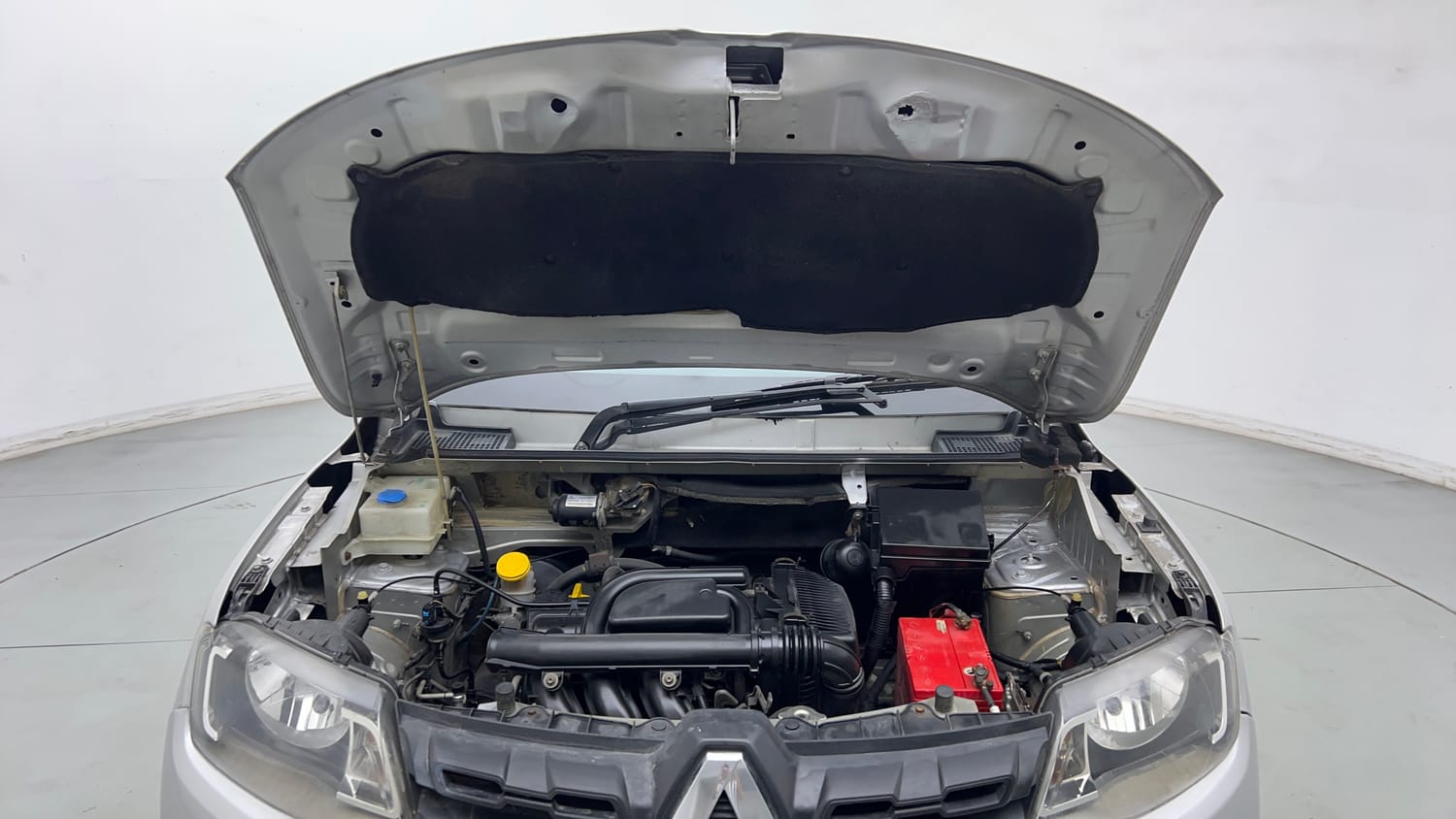 Used 2018 Renault Kwid RXE Petrol Manual engine ENGINE & BONNET OPEN FRONT VIEW