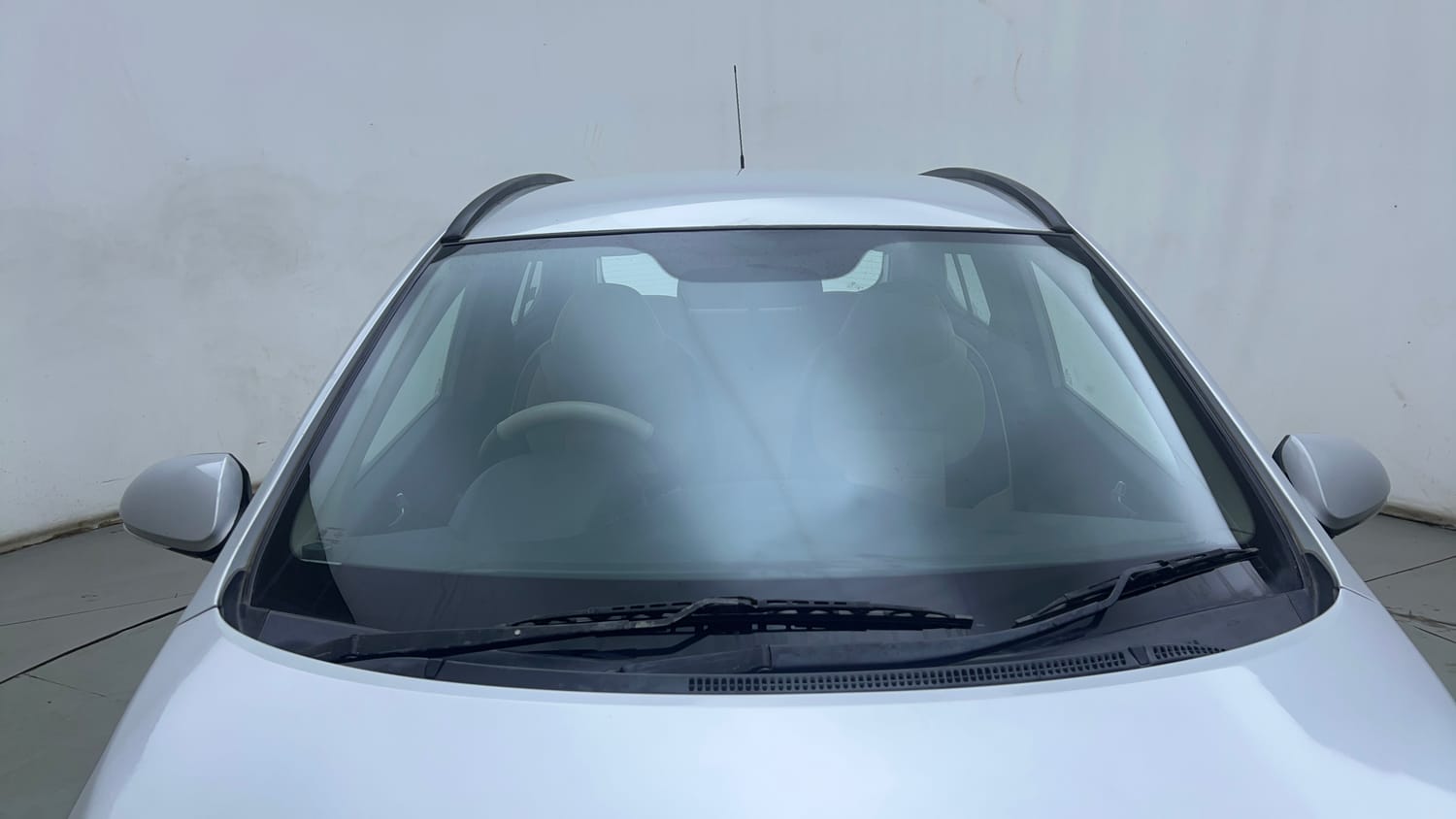 Used 2017 Hyundai Grand i10 Sportz 1.2 Kappa VTVT Petrol Manual exterior FRONT WINDSHIELD VIEW