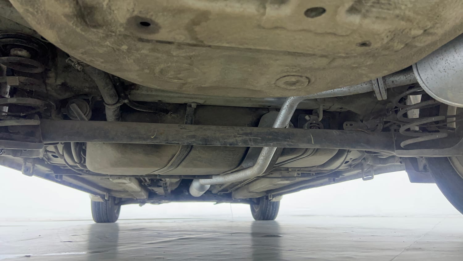 Used 2022 Maruti Suzuki Ciaz Zeta 1.5 AT Petrol Automatic extra REAR UNDERBODY VIEW (TAKEN FROM REAR)