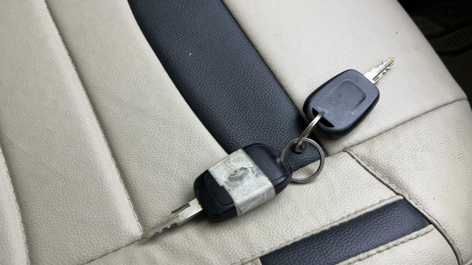 Used 2018 Renault Kwid RXE Petrol Manual extra CAR KEY VIEW