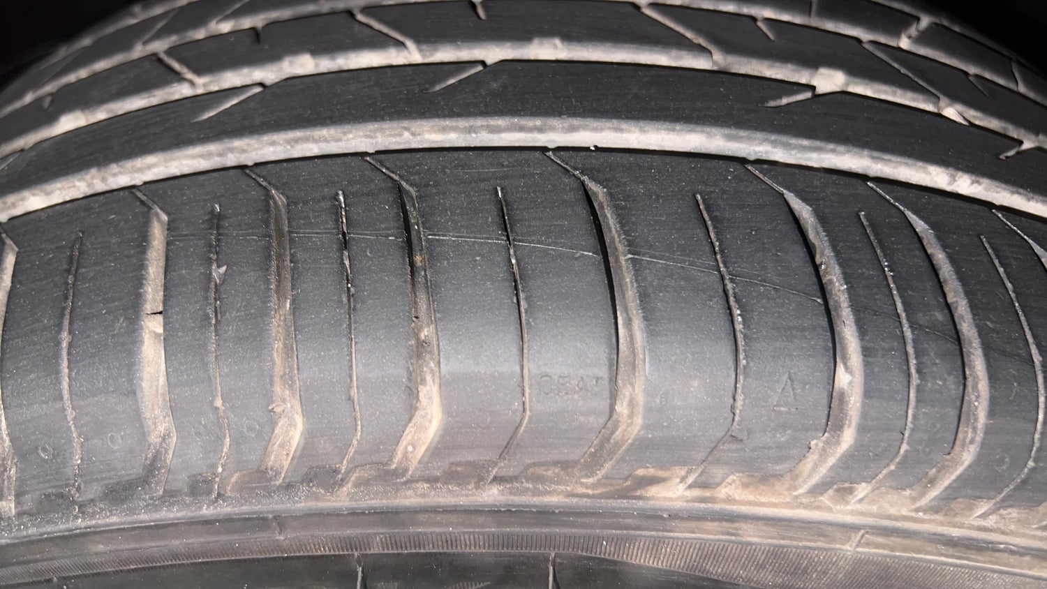 Used 2025 Skoda Slavia Prestige 1.0L TSI MT Petrol Manual tyres LEFT FRONT TYRE TREAD VIEW