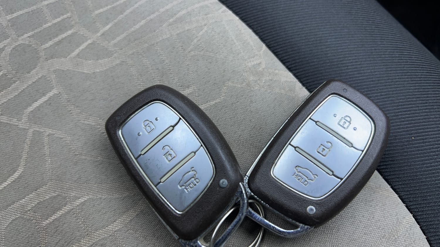 Used 2016 Hyundai Grand i10 Asta 1.2 Kappa VTVT Petrol Manual extra CAR KEY VIEW