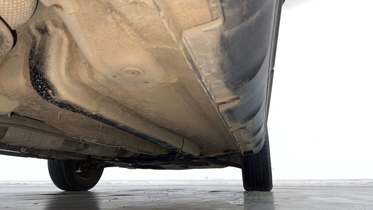 Used 2024 Hyundai Venue E 1.2 Petrol Petrol Manual extra REAR RIGHT UNDERBODY VIEW