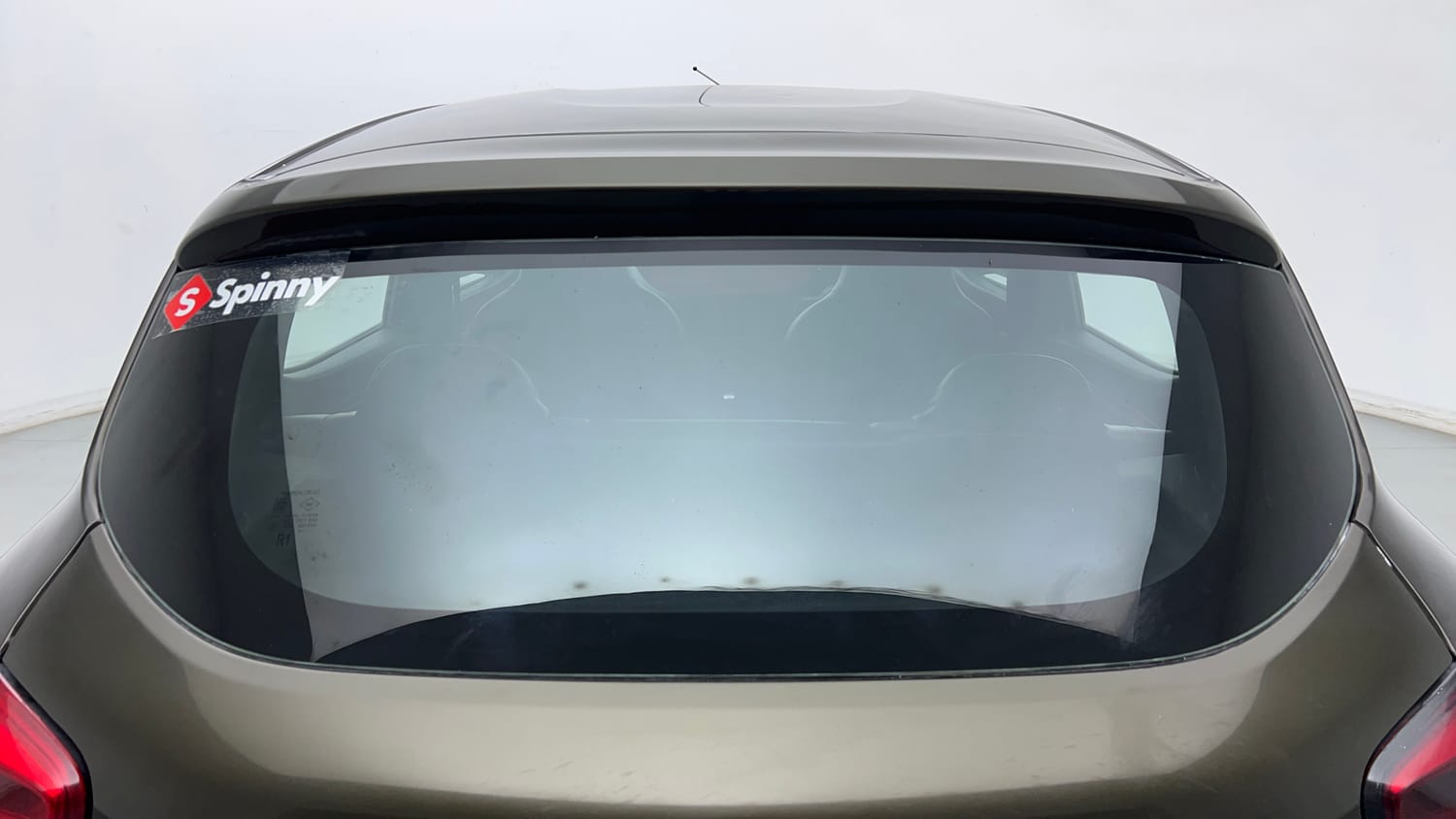 Used 2020 Renault Kwid RXL Petrol Manual exterior BACK WINDSHIELD VIEW