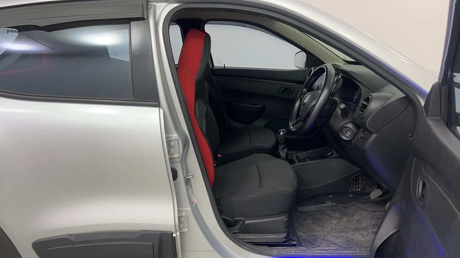Used 2023 Renault Kwid RXT 1.0 Petrol Manual interior RIGHT SIDE FRONT DOOR CABIN VIEW