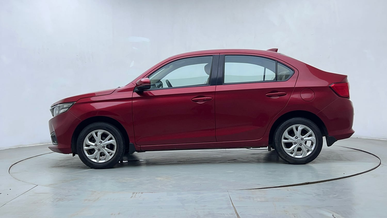 Used 2019 Honda Amaze 1.2 V CVT Petrol Petrol Automatic exterior LEFT SIDE VIEW