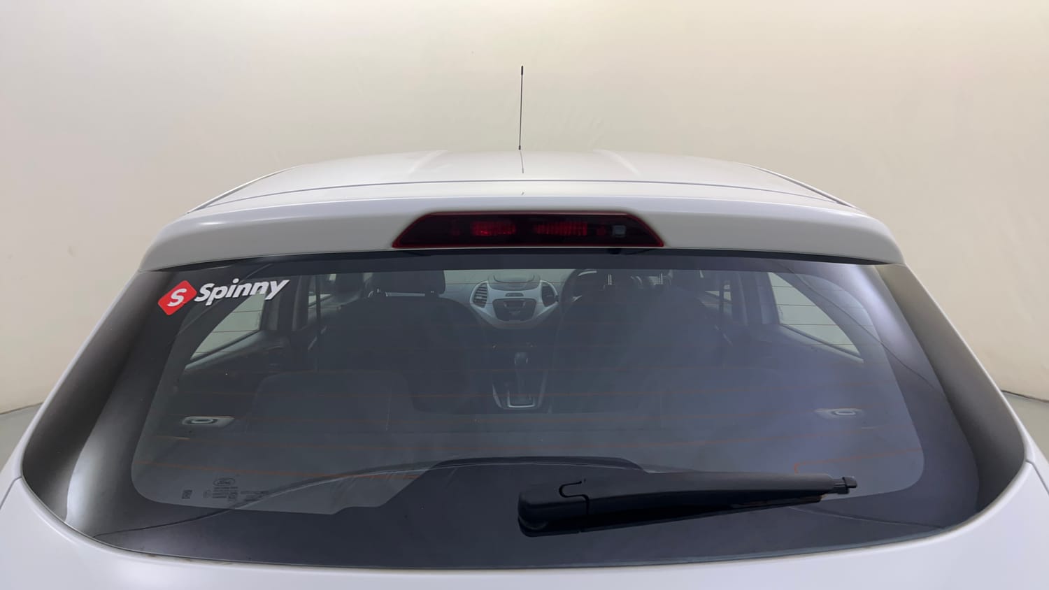Used 2017 Ford Figo Titanium 1.5 Ti-VCT AT Petrol Automatic top_features Rear defogger