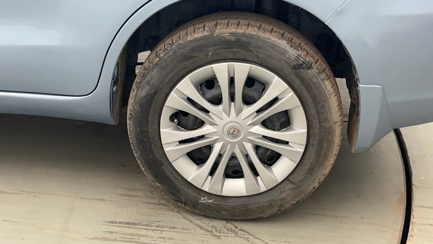 Used 2013 Maruti Suzuki Ertiga Vxi Petrol Manual tyres LEFT REAR TYRE RIM VIEW