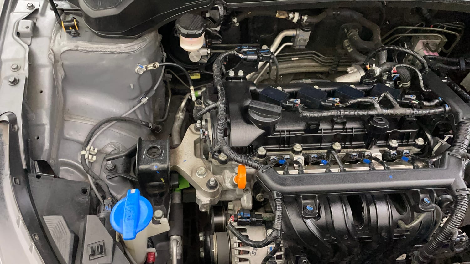 Used 2024 Hyundai i20 Sportz (O) 1.2 IVT Petrol Automatic engine ENGINE RIGHT SIDE VIEW