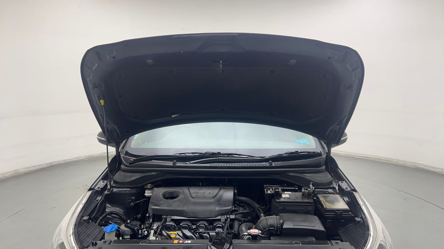 Used 2019 Hyundai Verna SX (O) 1.6 VTVT AT Petrol Automatic engine ENGINE & BONNET OPEN FRONT VIEW