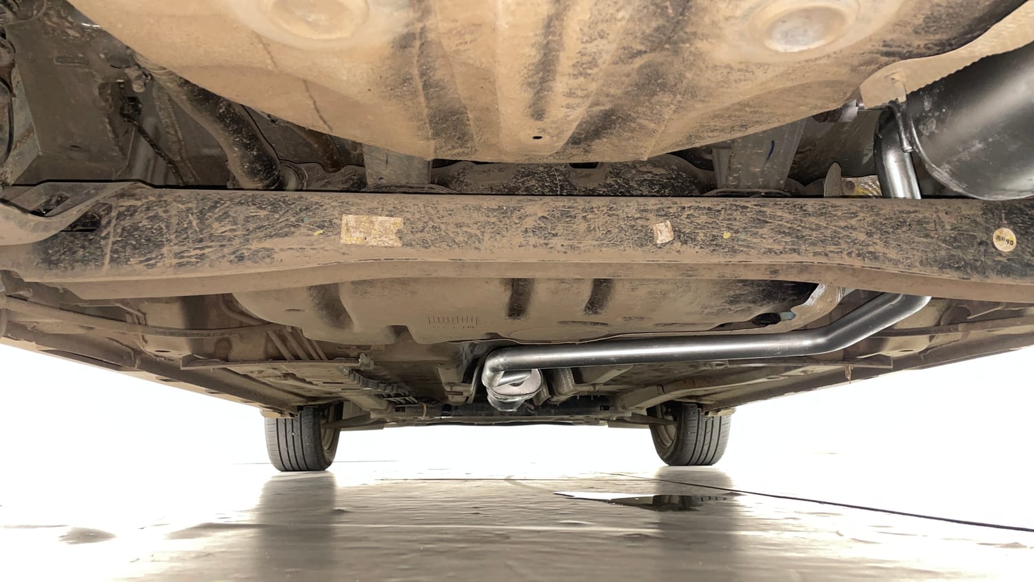 Used 2024 Hyundai i20 Sportz (O) 1.2 IVT Petrol Automatic extra REAR UNDERBODY VIEW (TAKEN FROM REAR)
