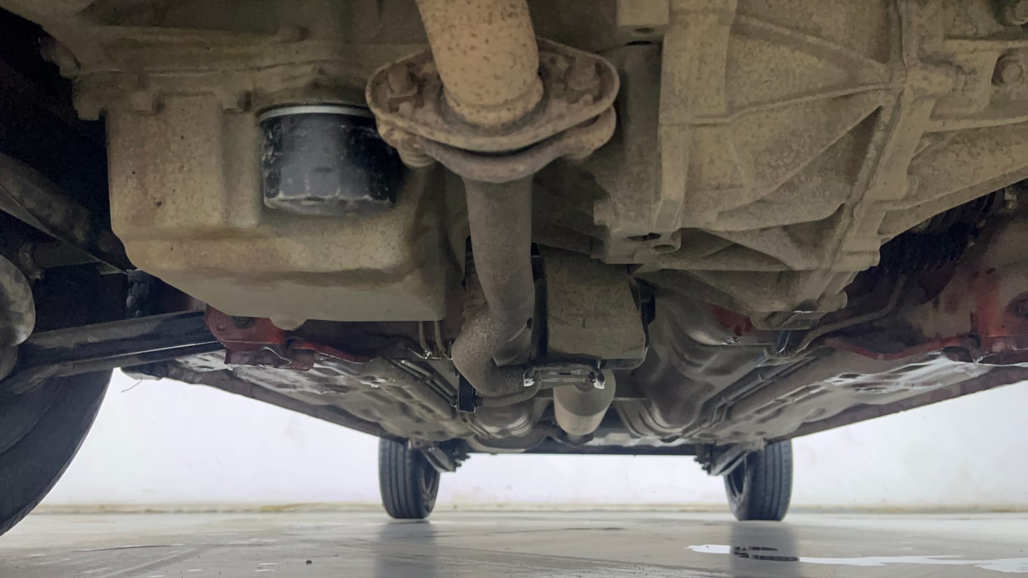 Used 2015 Maruti Suzuki Alto K10 VXi AMT Petrol Automatic extra FRONT LEFT UNDERBODY VIEW