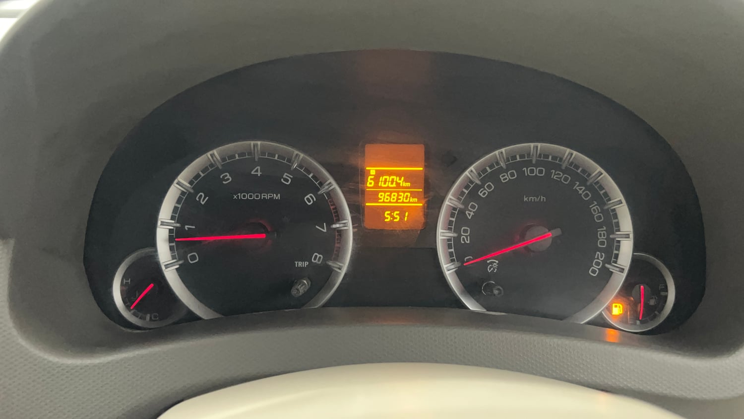 Used 2013 Maruti Suzuki Ertiga Vxi Petrol Manual interior CLUSTERMETER VIEW