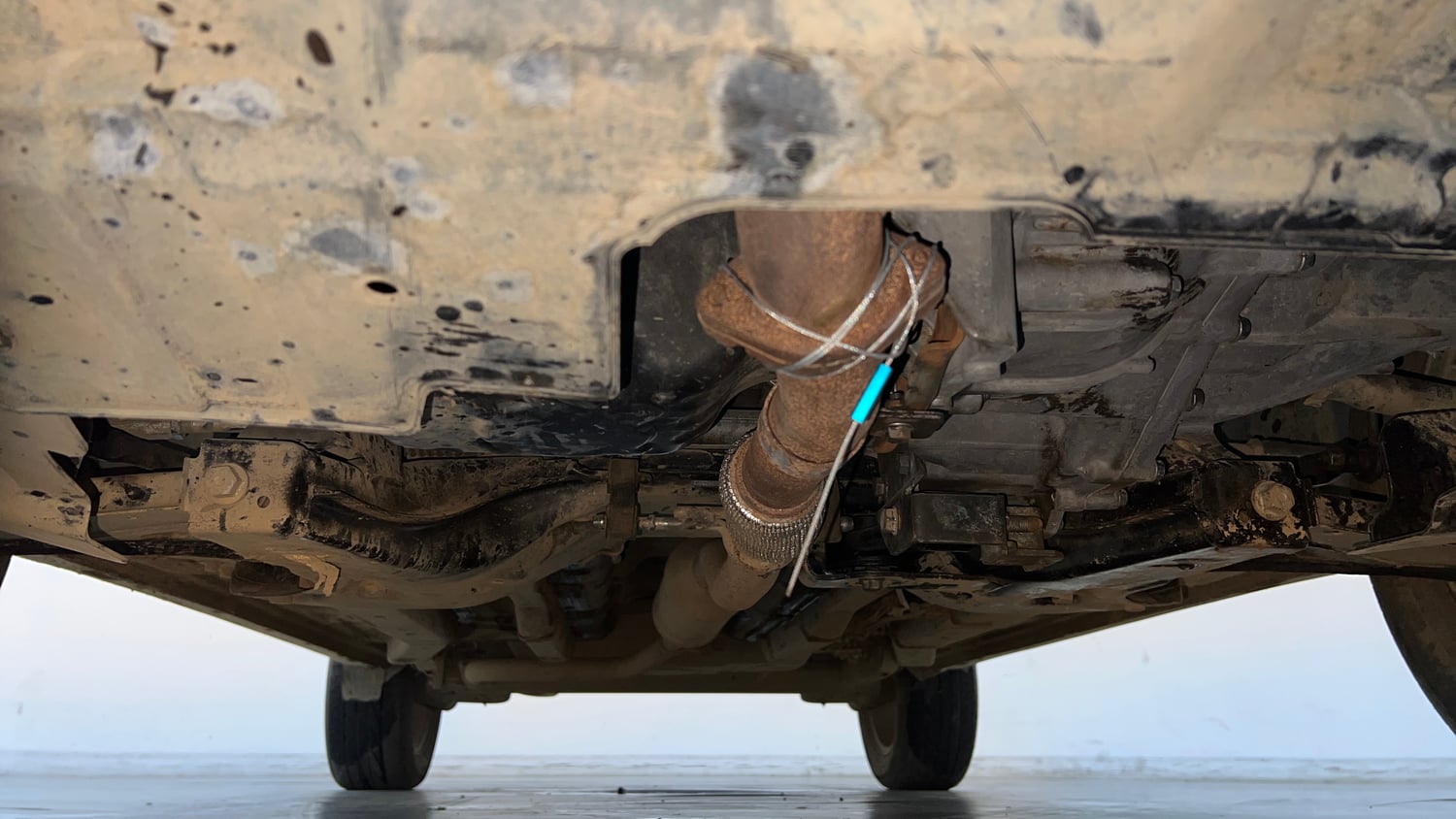 Used 2021 Tata Nexon XZ Plus Petrol Manual extra FRONT LEFT UNDERBODY VIEW