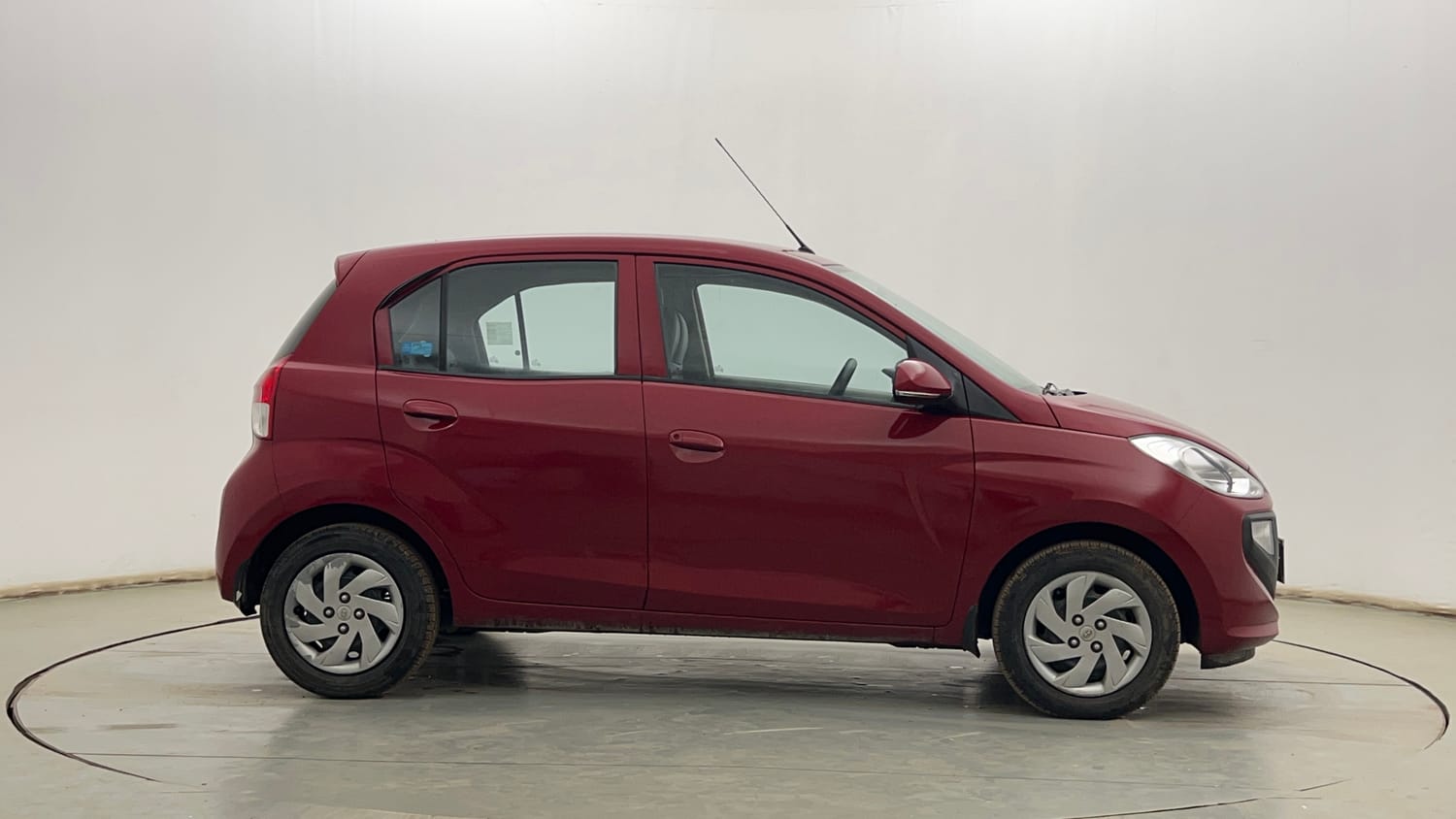Used 2021 Hyundai Santro Sportz Petrol Manual exterior RIGHT SIDE VIEW