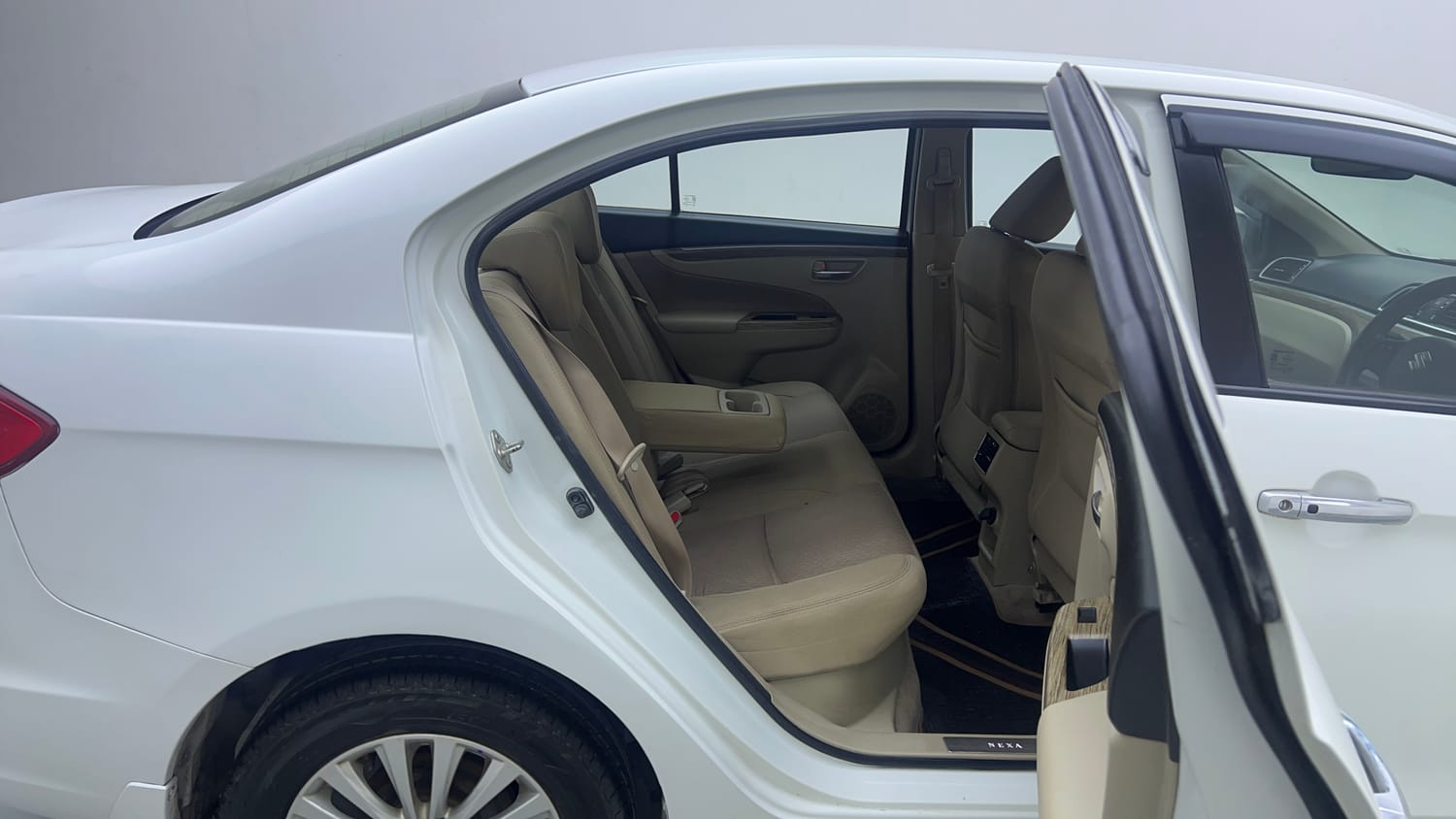 Used 2022 Maruti Suzuki Ciaz Zeta 1.5 AT Petrol Automatic interior RIGHT SIDE REAR DOOR CABIN VIEW
