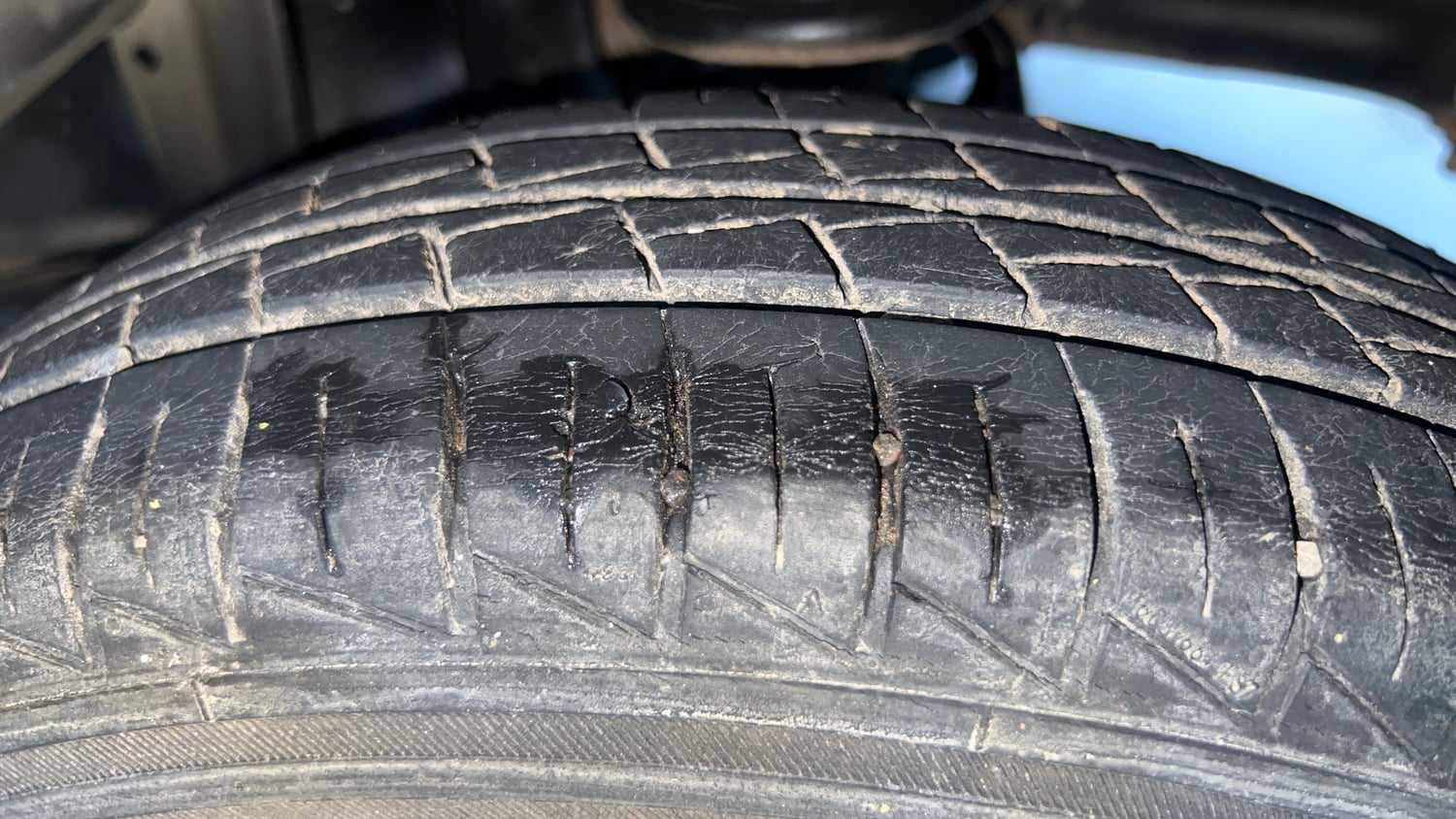 Used 2022 Maruti Suzuki Alto 800 LXi (O) CNG Cng Manual tyres LEFT REAR TYRE TREAD VIEW