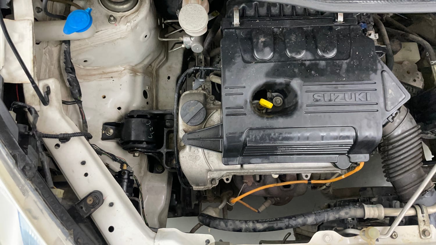 Used 2018 Maruti Suzuki Wagon R 1.0 VXI AMT Petrol Automatic engine ENGINE RIGHT SIDE VIEW