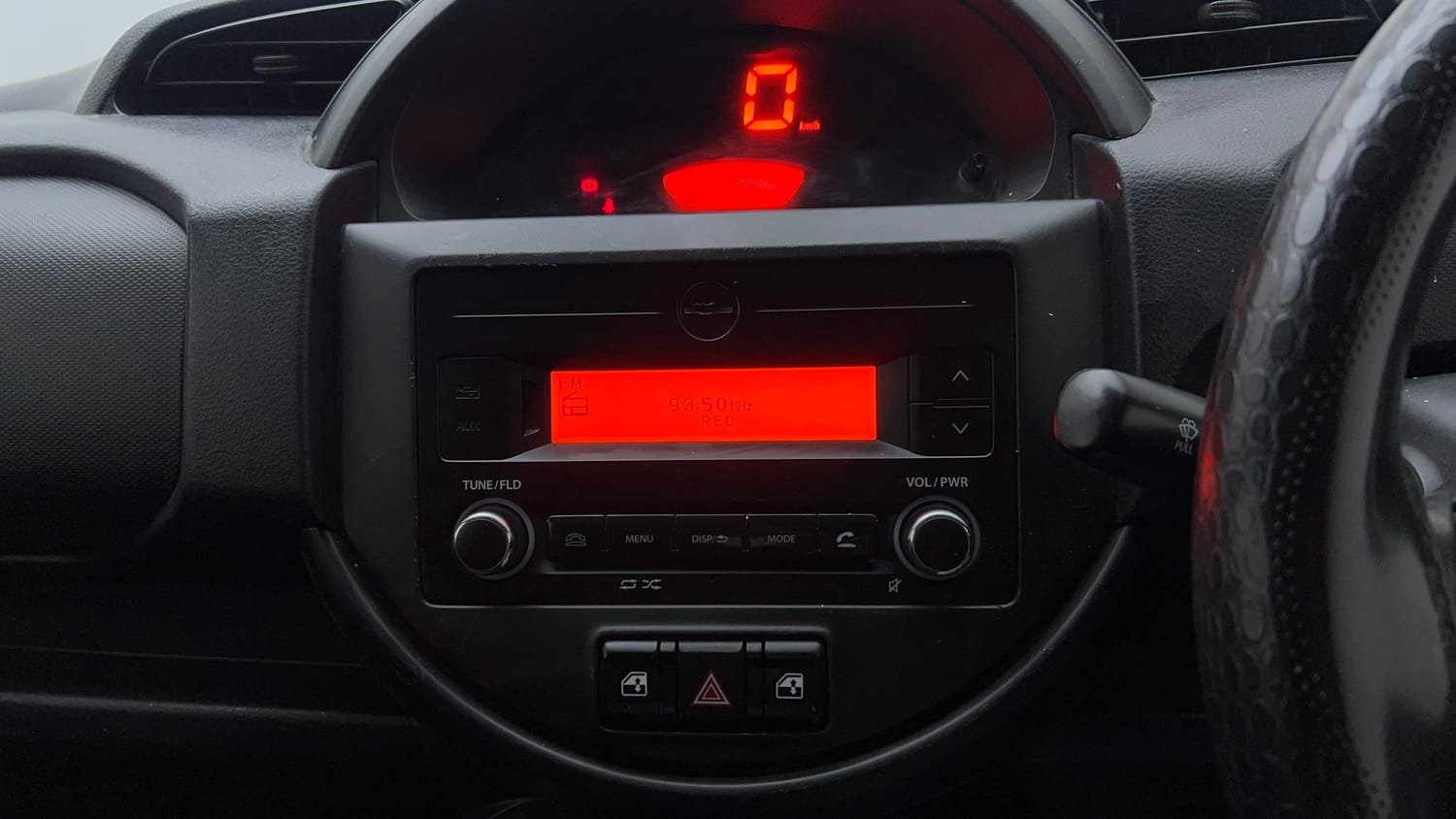 Used 2020 Maruti Suzuki S-Presso VXi Petrol Manual top_features Integrated (in-dash) music system