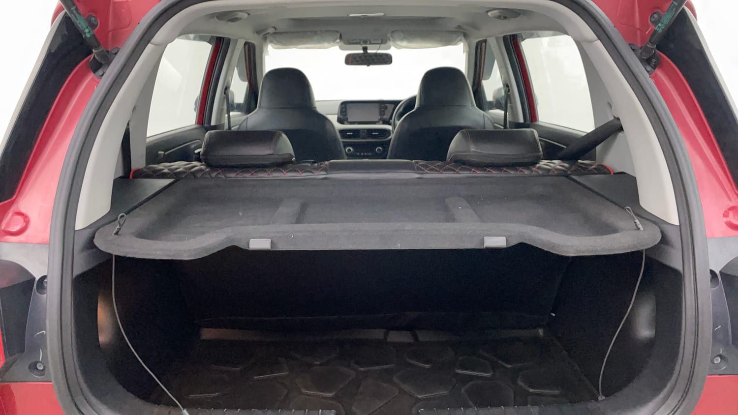 Used 2024 Hyundai Exter SX (O) 1.2 AMT Petrol Automatic interior DICKY INSIDE VIEW
