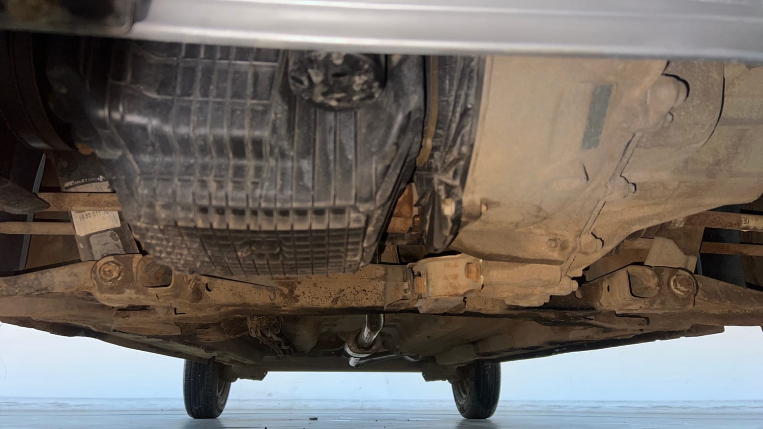 Used 2018 Renault Kwid RXE Petrol Manual extra FRONT LEFT UNDERBODY VIEW