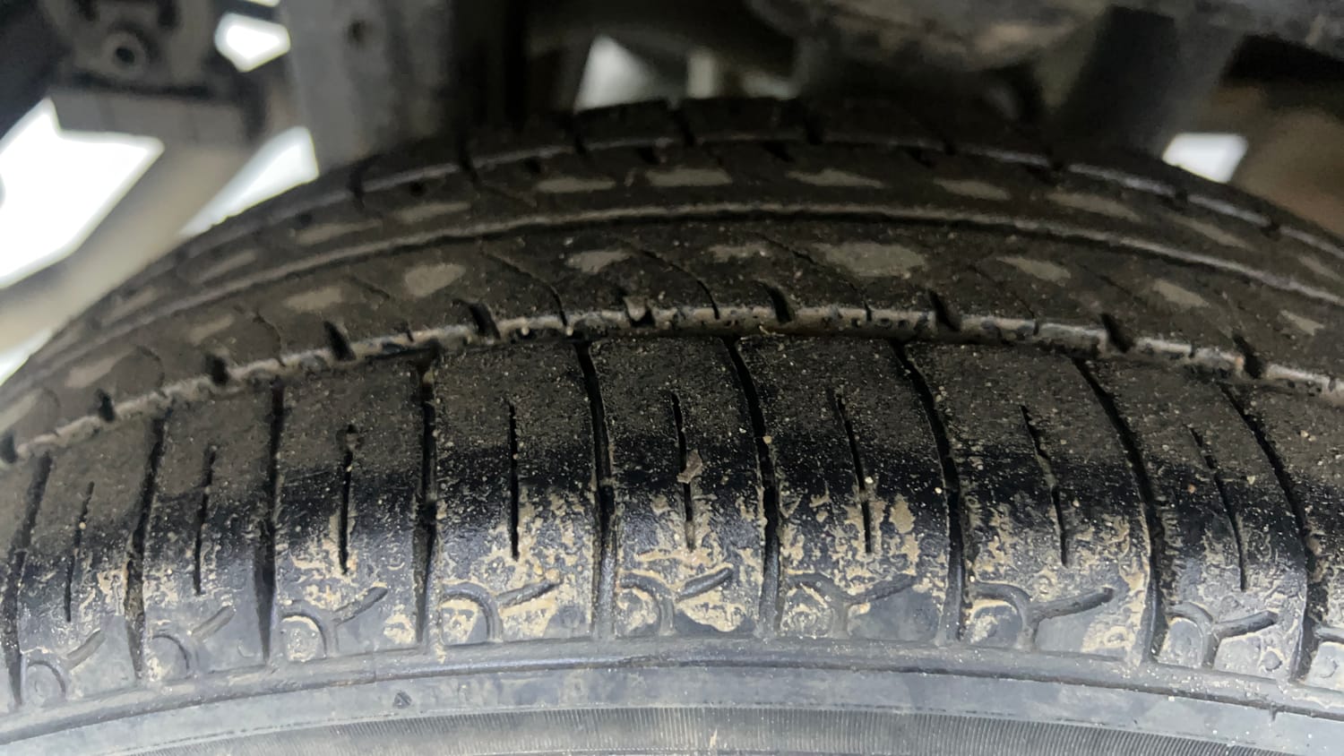 Used 2015 Maruti Suzuki Alto K10 VXi Petrol Manual tyres RIGHT REAR TYRE TREAD VIEW