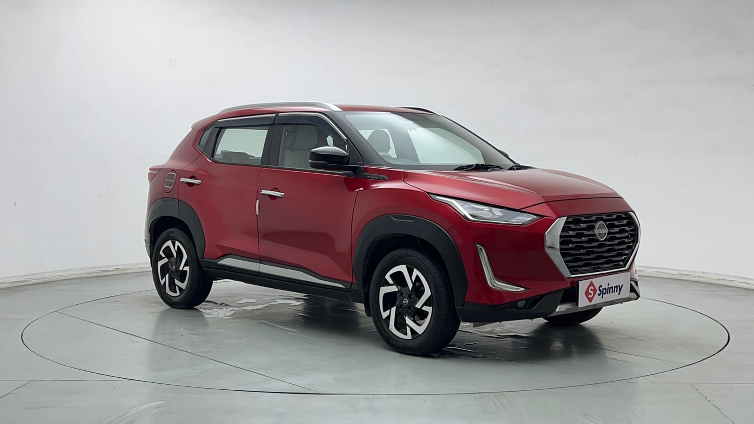 Used 2024 Nissan Magnite XV Petrol Manual exterior RIGHT FRONT CORNER VIEW