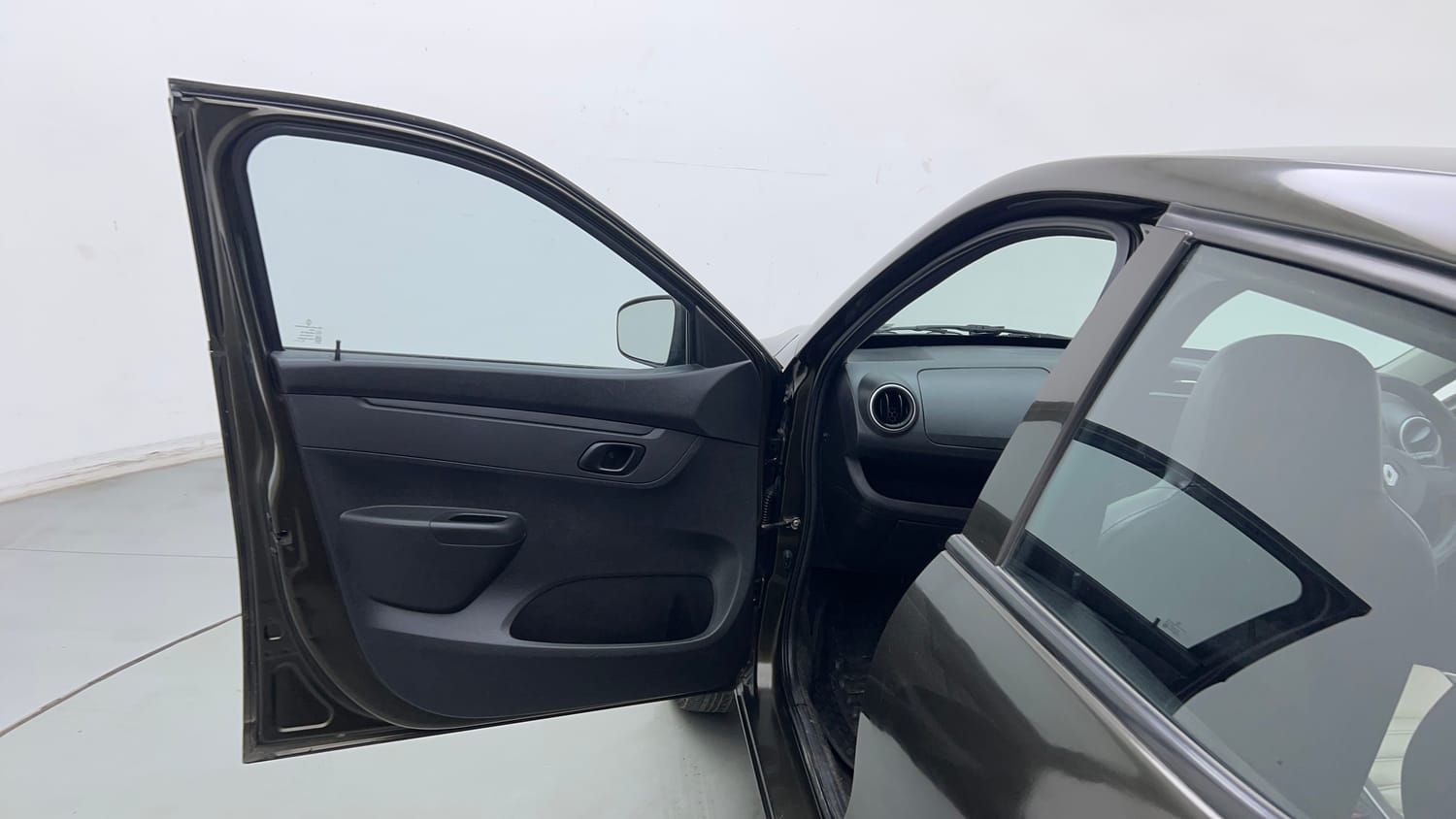 Used 2020 Renault Kwid RXL Petrol Manual interior LEFT FRONT DOOR OPEN VIEW