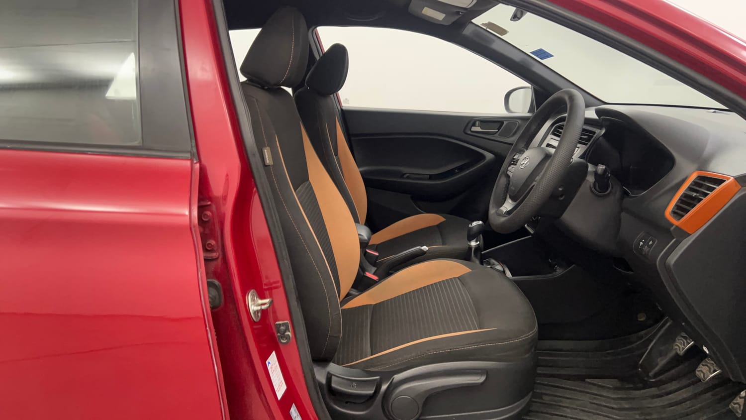 Used 2017 Hyundai i20 Active 1.2 SX Petrol Manual interior RIGHT SIDE FRONT DOOR CABIN VIEW