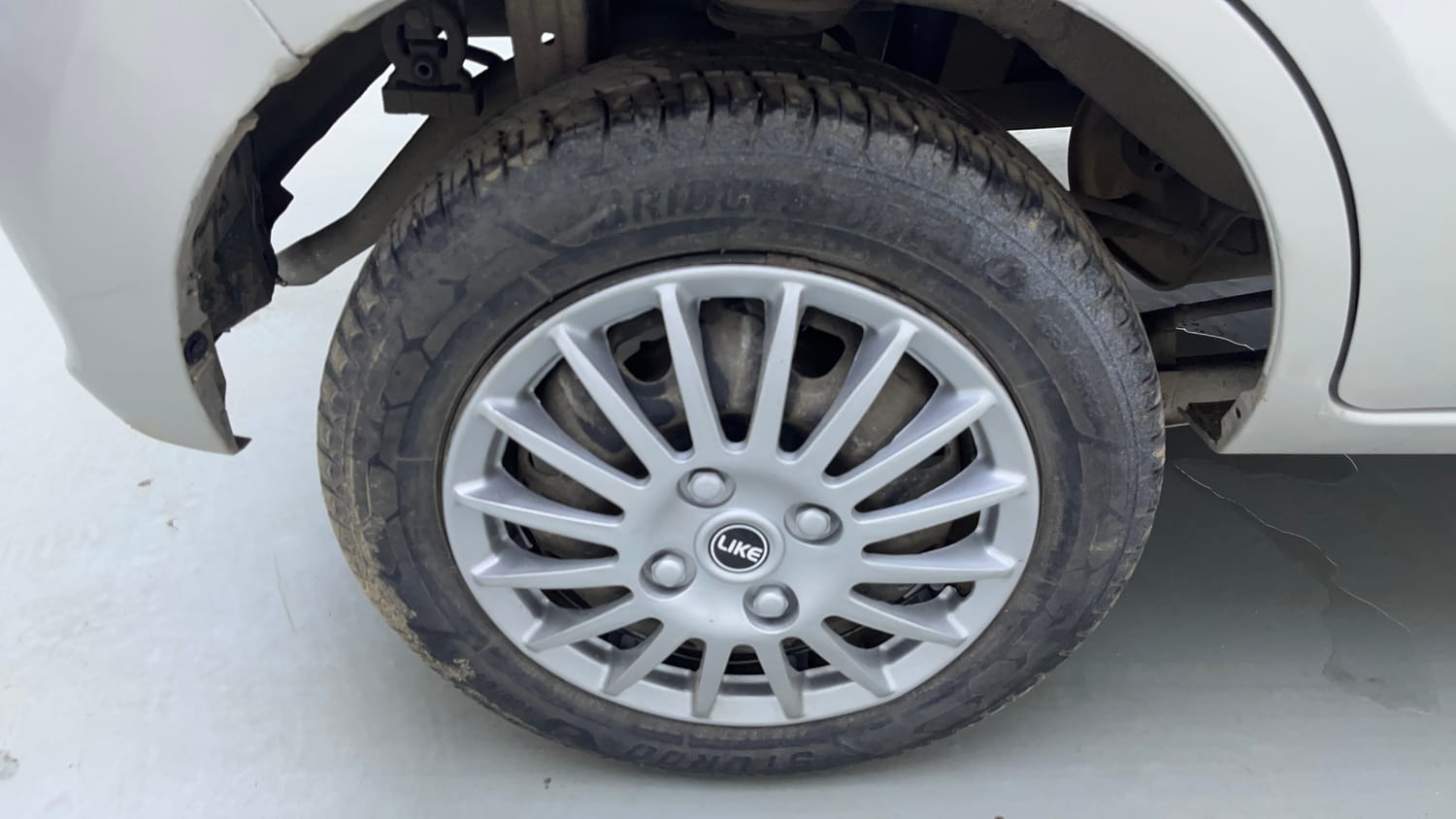 Used 2018 Maruti Suzuki Alto K10 VXi Petrol Manual tyres RIGHT REAR TYRE RIM VIEW
