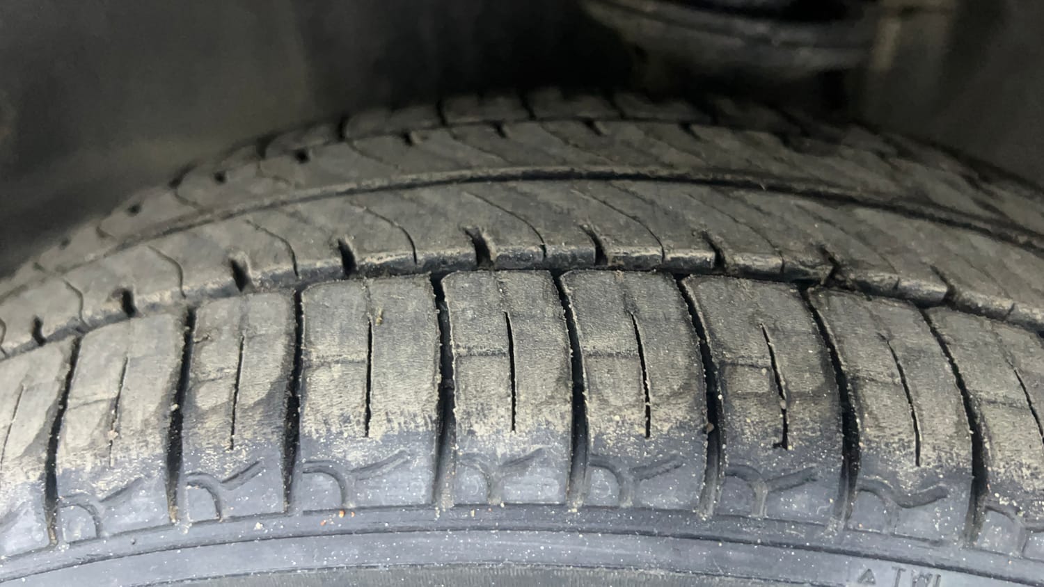 Used 2015 Maruti Suzuki Alto K10 VXi Petrol Manual tyres LEFT FRONT TYRE TREAD VIEW